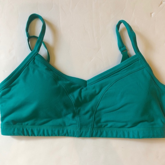 lucy sports bra